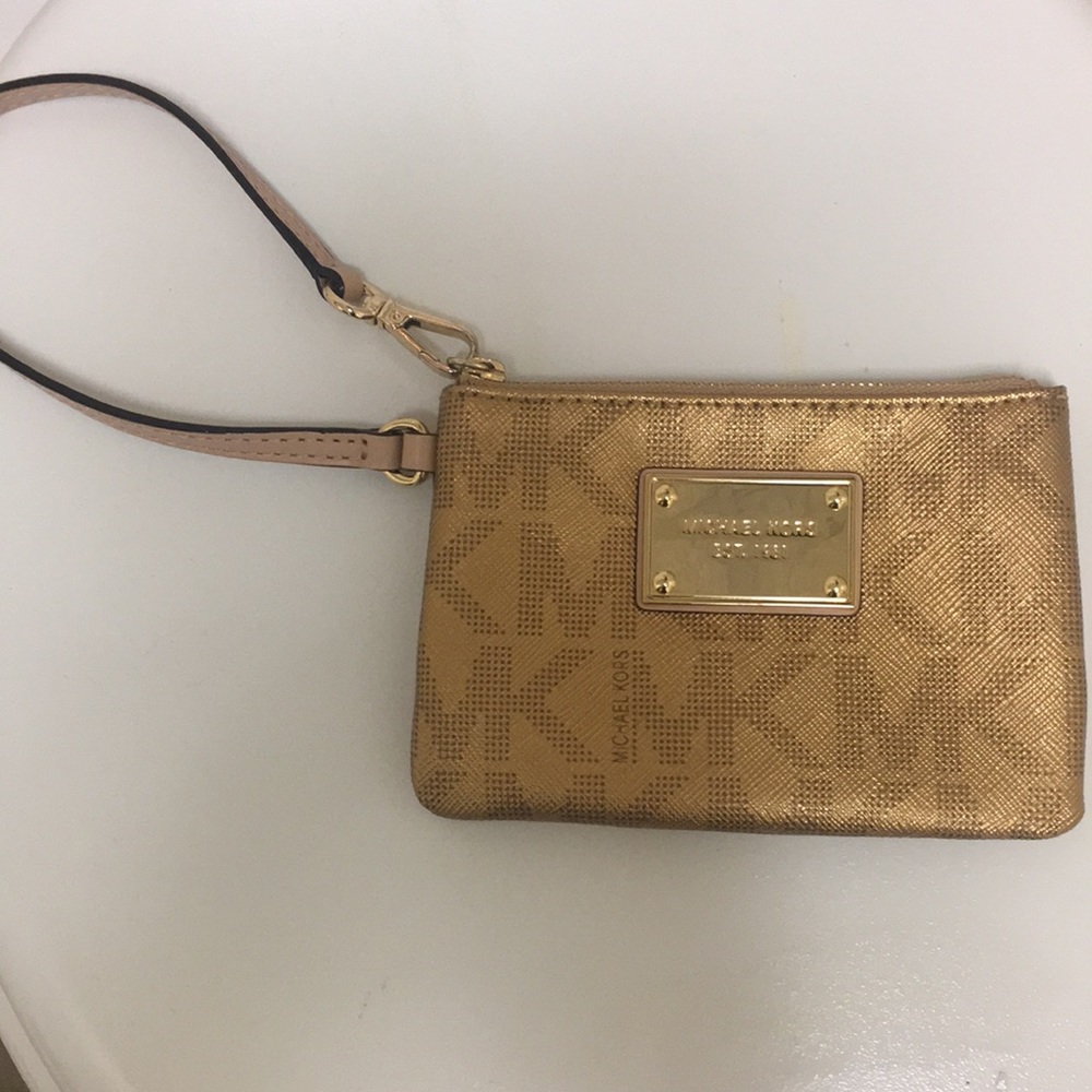 Michael Kors wristlet